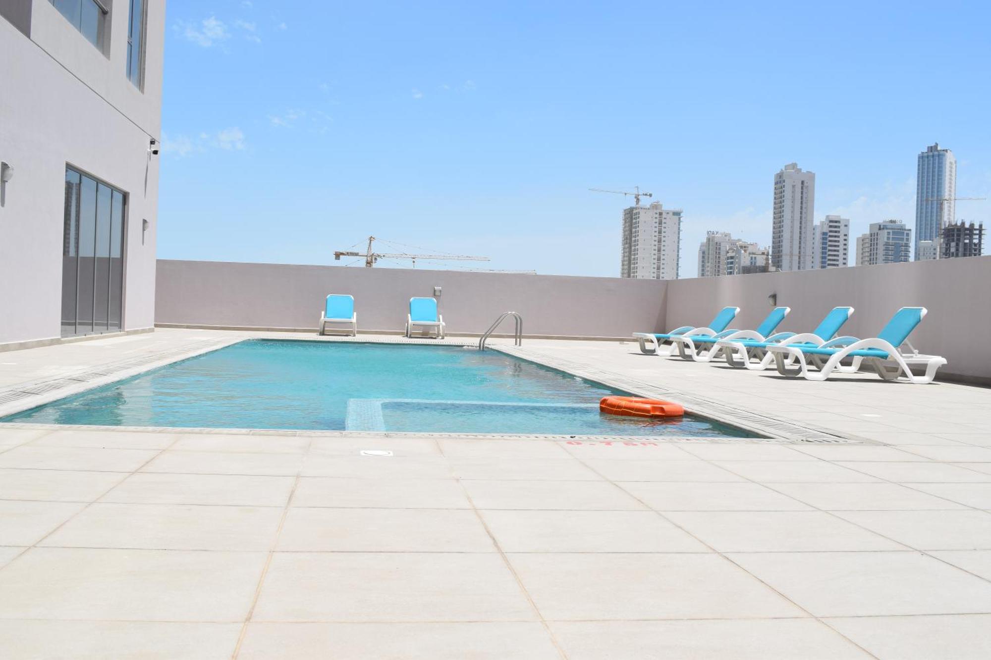 The Spot Residence Manamah Buitenkant foto